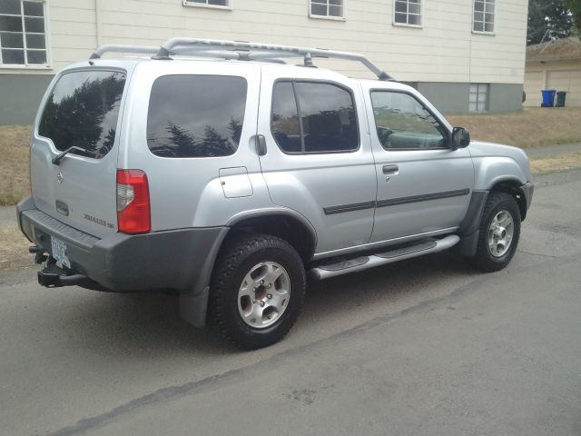 Nissan Xterra 2000 photo 1