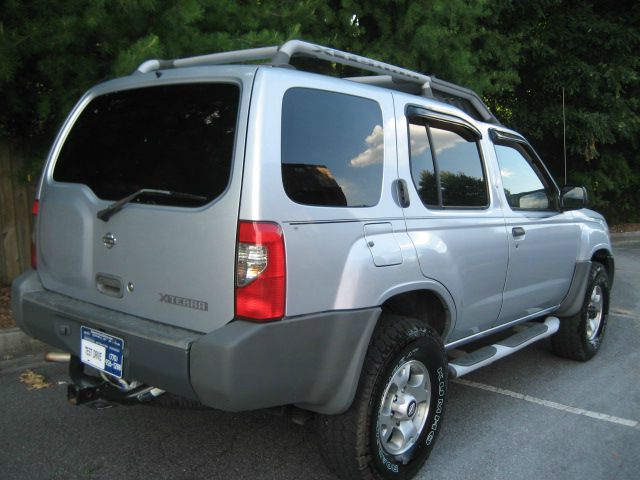 Nissan Xterra 2000 photo 3
