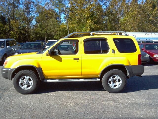 Nissan Xterra 2000 photo 1