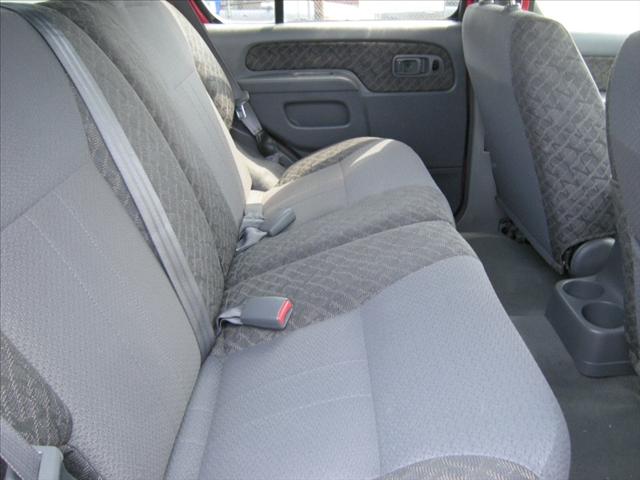 Nissan Xterra 2000 photo 2