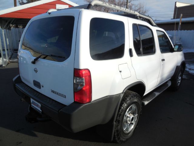 Nissan Xterra AWD W/leatherroof (7pass) SUV
