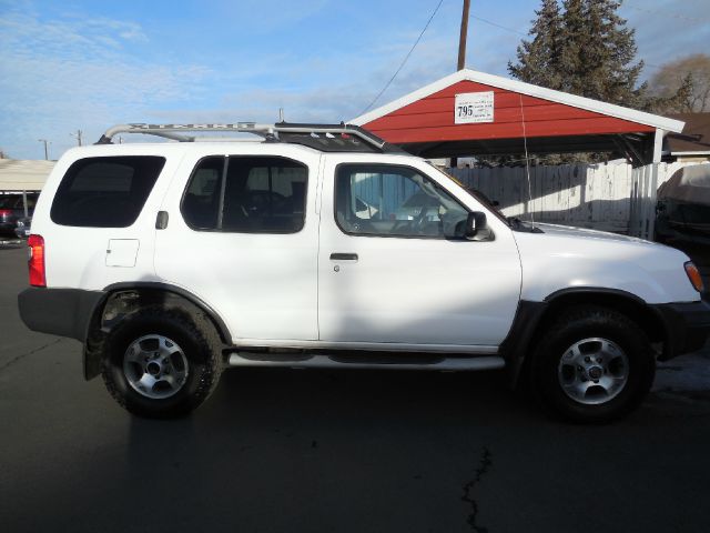 Nissan Xterra 2000 photo 1