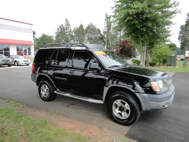 Nissan Xterra 2000 photo 2