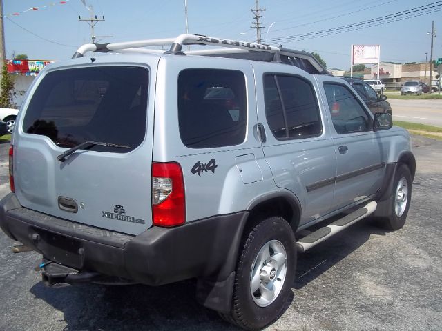 Nissan Xterra 2001 photo 2