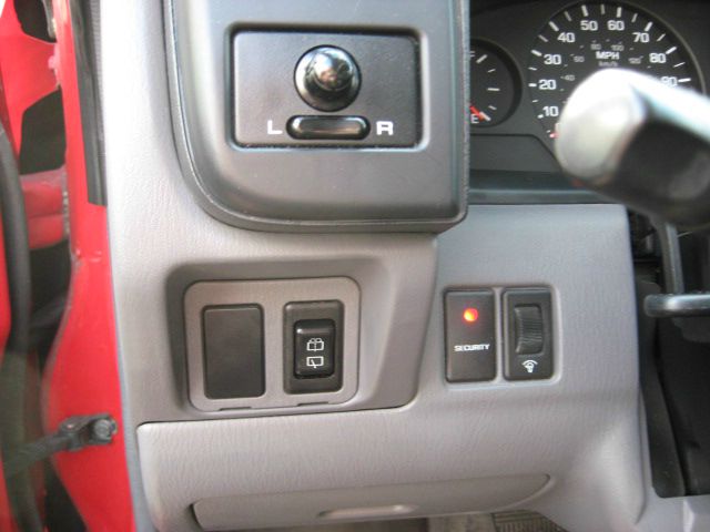 Nissan Xterra 2001 photo 14