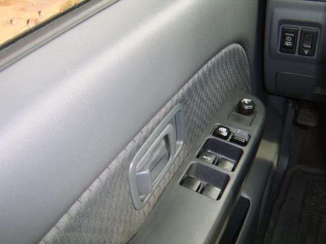 Nissan Xterra 2002 photo 3