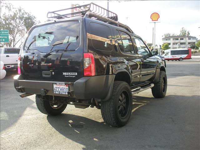 Nissan Xterra 2002 photo 2
