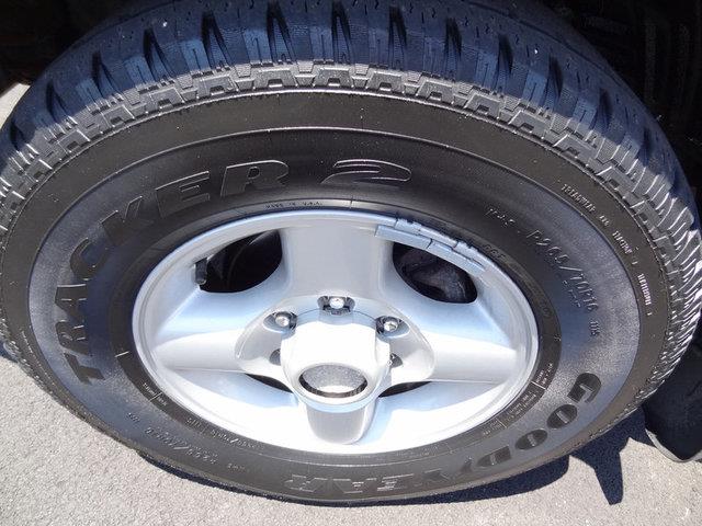 Nissan Xterra Extenede CAB 4X4 SUV