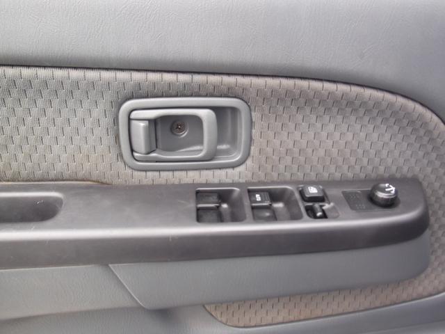 Nissan Xterra 2002 photo 3