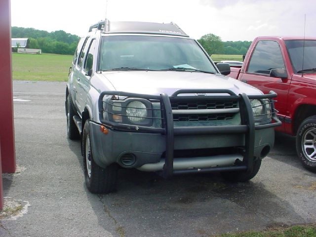 Nissan Xterra AWD W/leatherroof (7pass) SUV