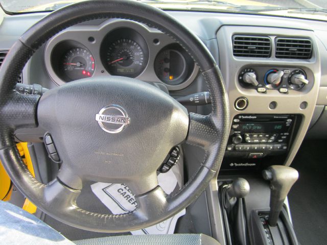 Nissan Xterra 2003 photo 2