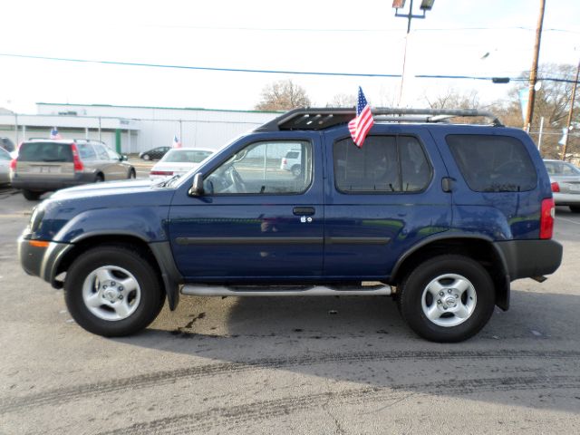 Nissan Xterra LX V-6 SUV