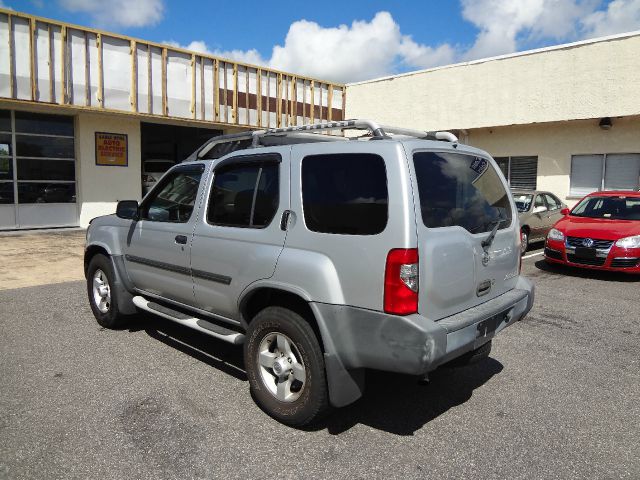 Nissan Xterra 2004 photo 2