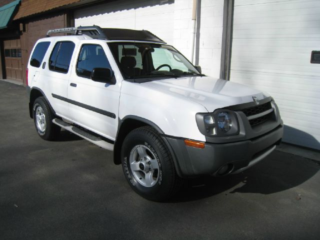 Nissan Xterra 2004 photo 2