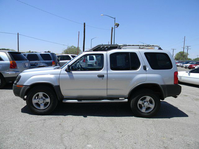 Nissan Xterra 2004 photo 2