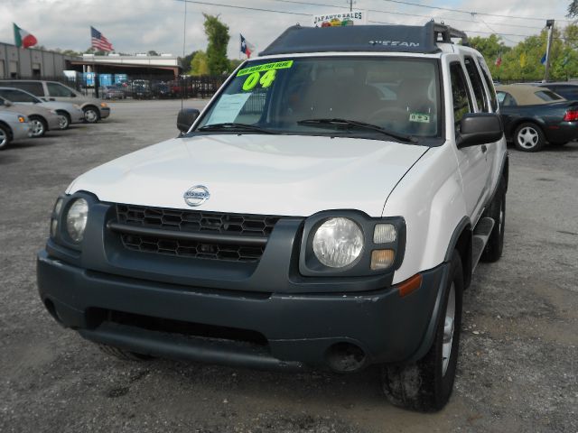Nissan Xterra 2004 photo 2