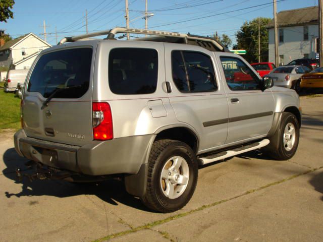 Nissan Xterra 2004 photo 2