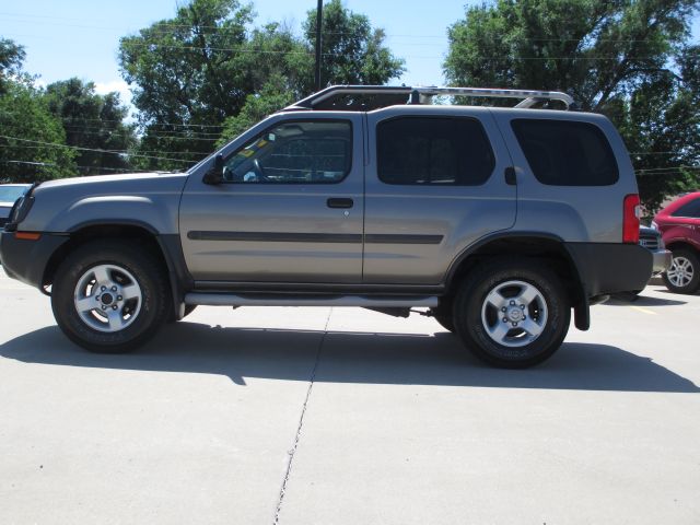 Nissan Xterra 2004 photo 2