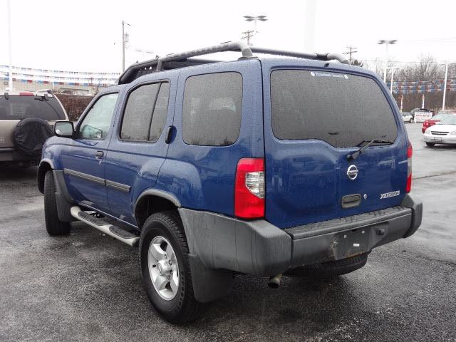 Nissan Xterra 2004 photo 2