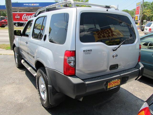 Nissan Xterra 2004 photo 2