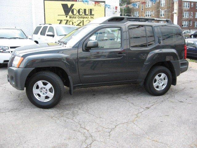 Nissan Xterra LS Hatchback Sport Utility