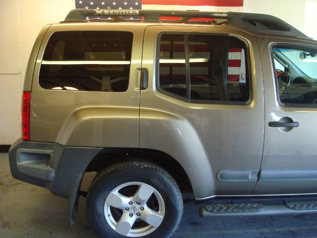Nissan Xterra 2005 photo 2