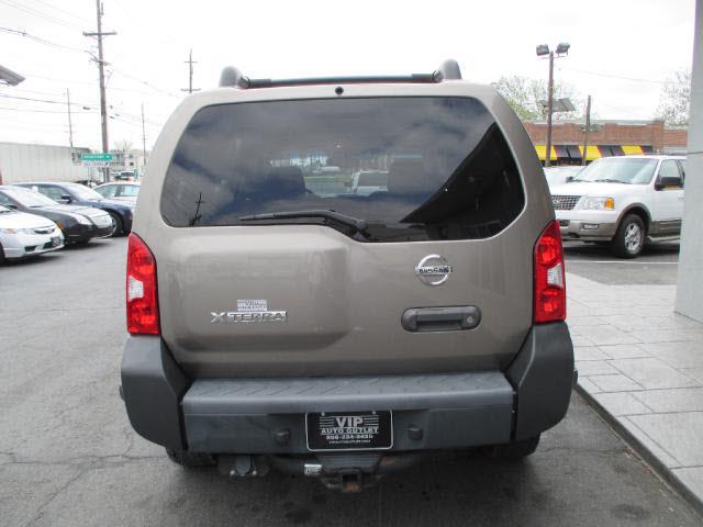 Nissan Xterra Reg Cab 111.2 WB SL Z85 Truck SUV
