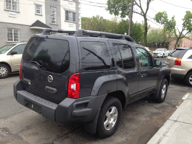 Nissan Xterra XR SUV