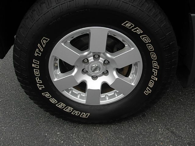 Nissan Xterra EXL V-6 SUV