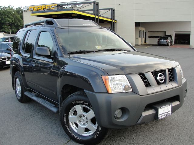 Nissan Xterra 325ci RWD SUV
