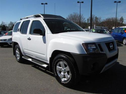 Nissan Xterra 2010 photo 1