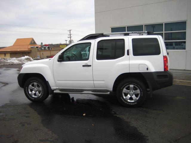 Nissan Xterra 2010 photo 2