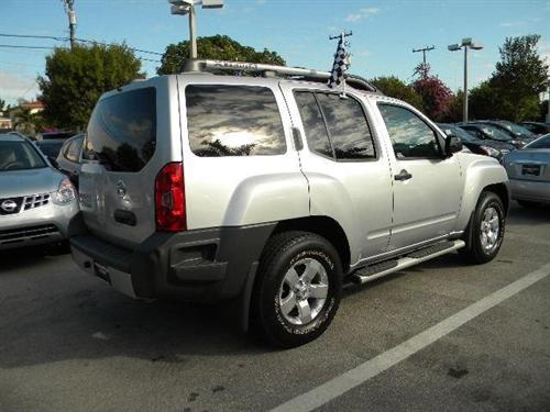 Nissan Xterra 2010 photo 1