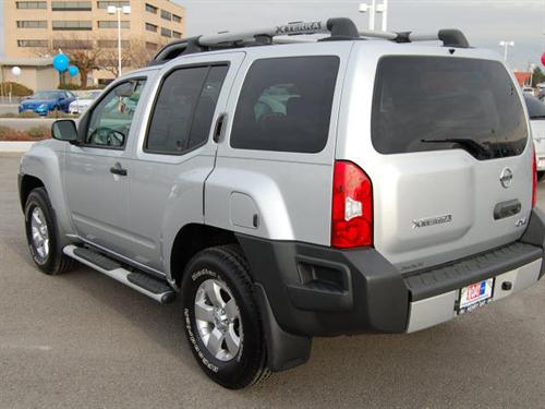 Nissan Xterra 2010 photo 2