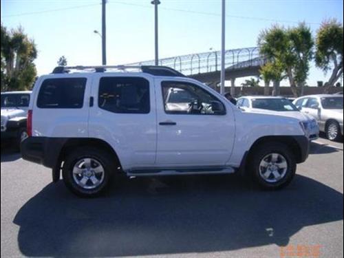 Nissan Xterra 2010 photo 2
