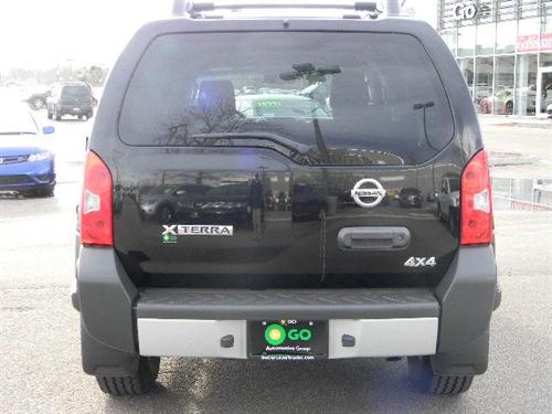 Nissan Xterra 2010 photo 2