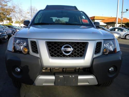 Nissan Xterra 2010 photo 1