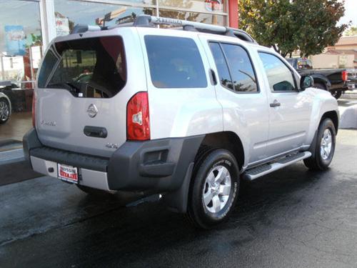 Nissan Xterra 2010 photo 2