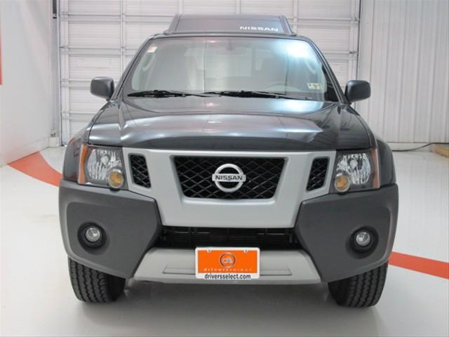 Nissan Xterra 2010 photo 2