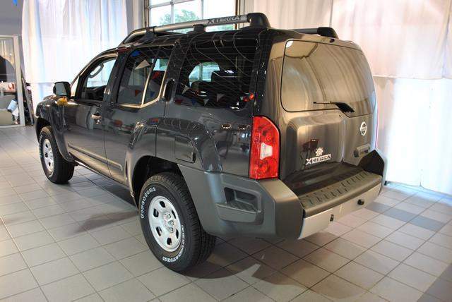 Nissan Xterra 2011 photo 2