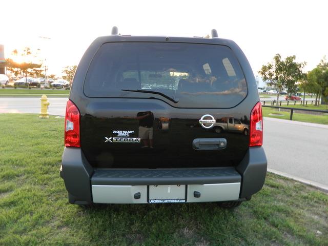 Nissan Xterra 2011 photo 3