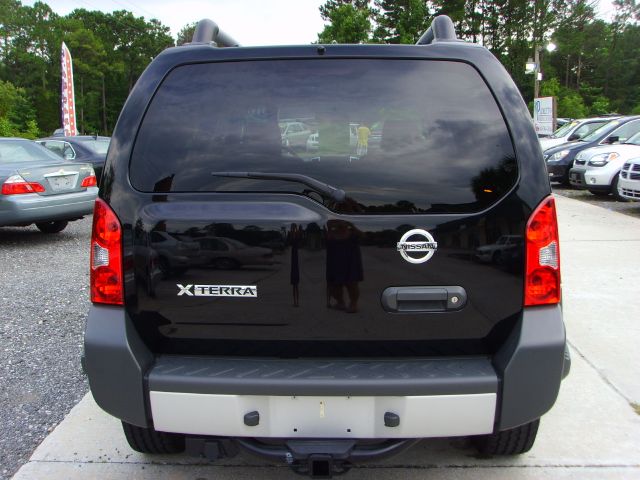Nissan Xterra 2011 photo 1