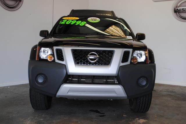 Nissan Xterra 2011 photo 2