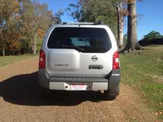Nissan Xterra 2011 photo 2