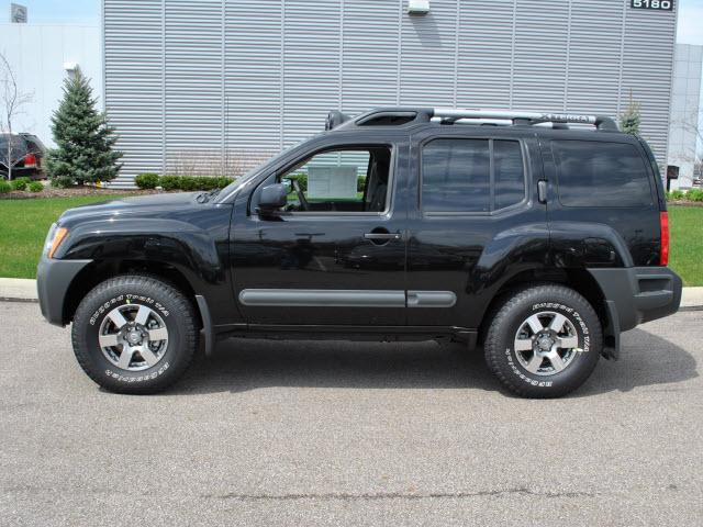 Nissan Xterra 2011 photo 1
