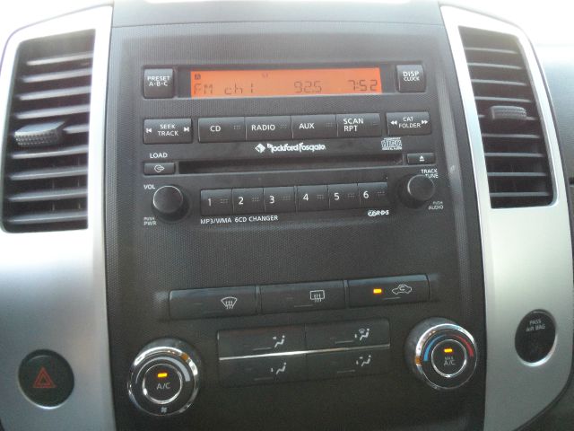 Nissan Xterra 2011 photo 9