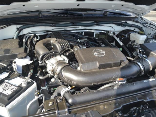 Nissan Xterra 2012 photo 1