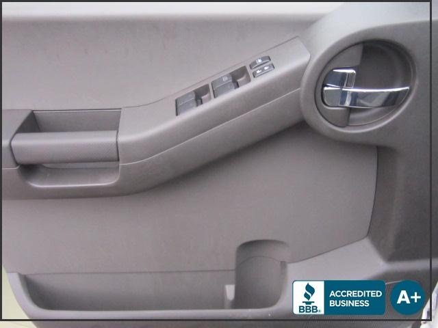 Nissan Xterra 2012 photo 3