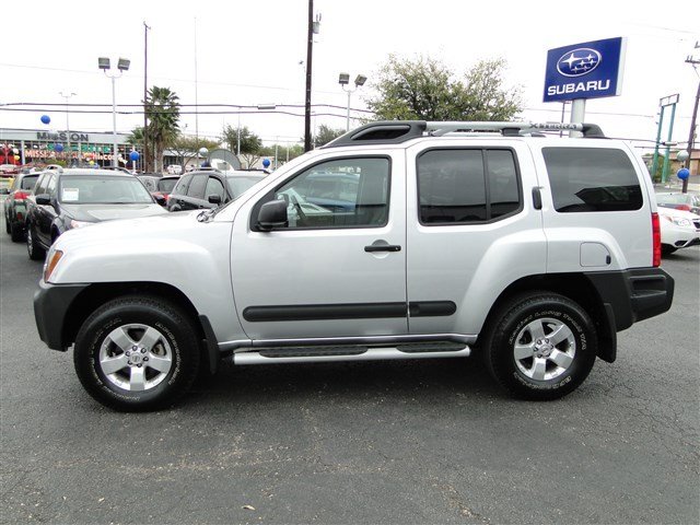 Nissan Xterra 2012 photo 1
