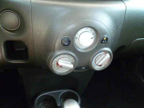 Nissan cube 2009 photo 2